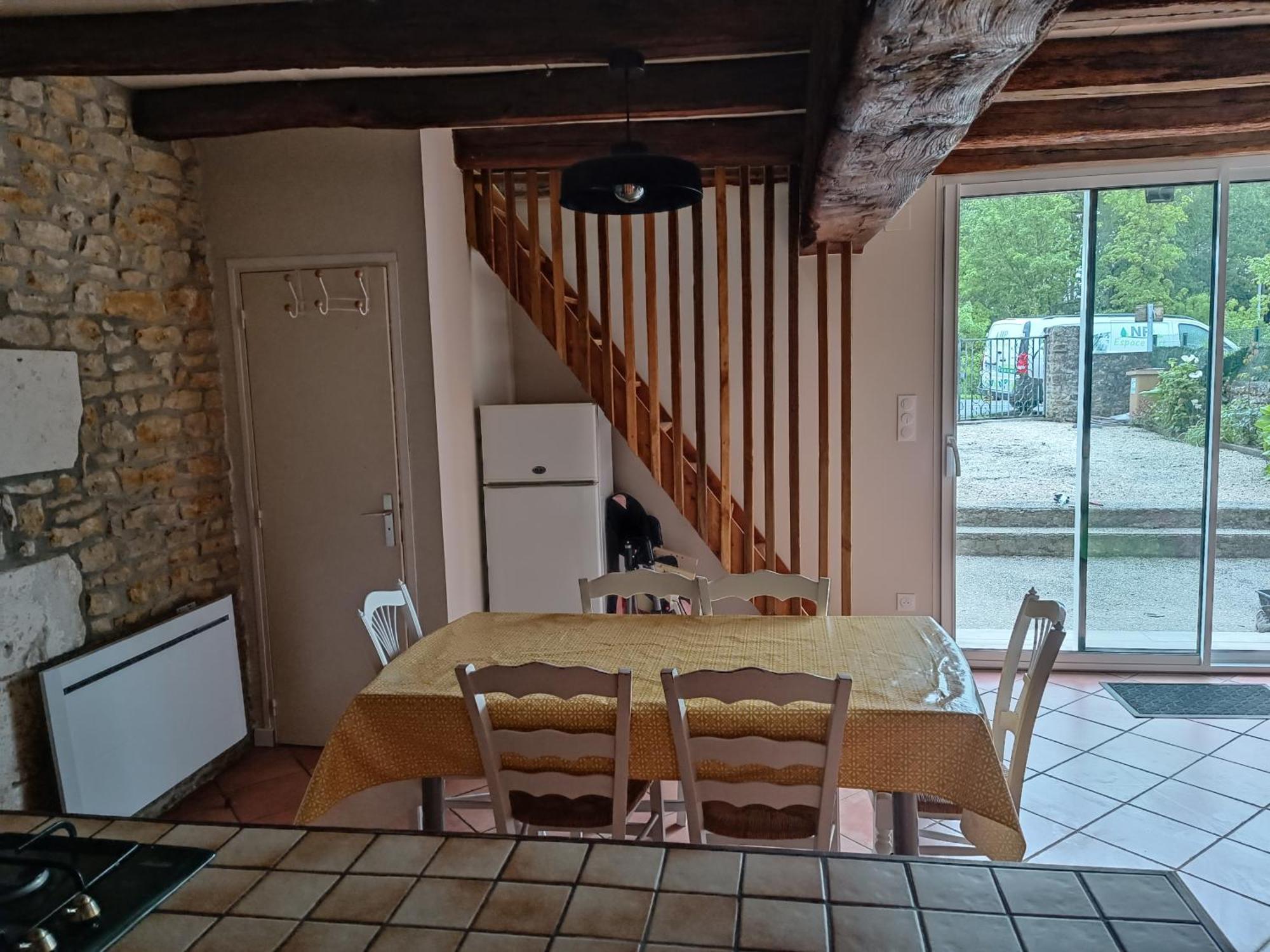 Charmante Maison En Pierres Sainte-Radégonde-des-Noyers Dış mekan fotoğraf
